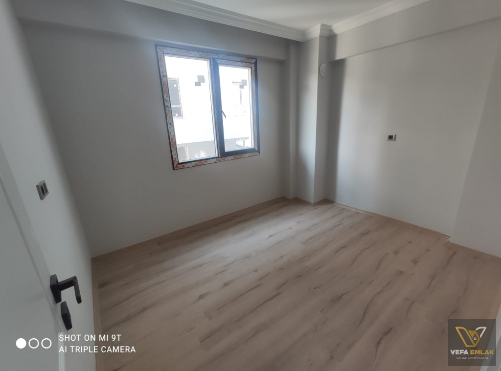 FATİH MAHALLESİ RAVZA CAMİİ YAKINI 2+1 ARA KAT SATILIK DAİRE