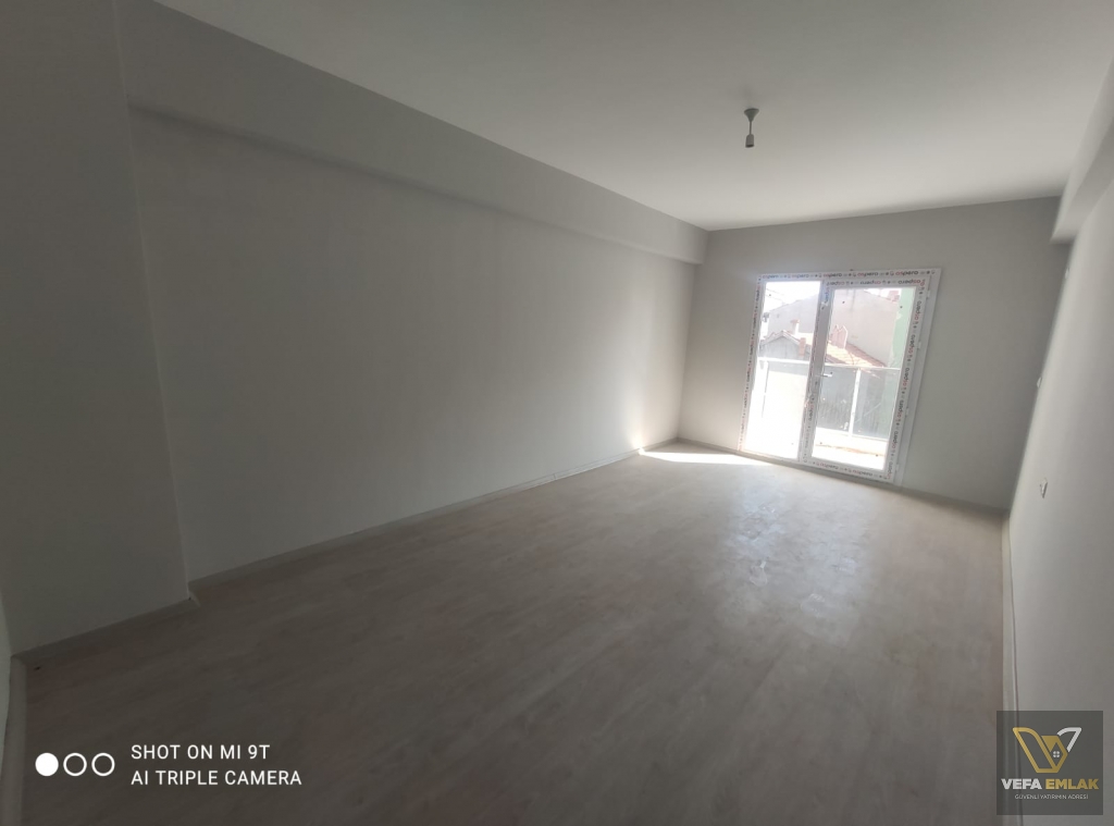 ŞEKER EVLERİ MAVİ KÖŞE YAKINI 2+1 = 115m2 SATILIK DAİRE
