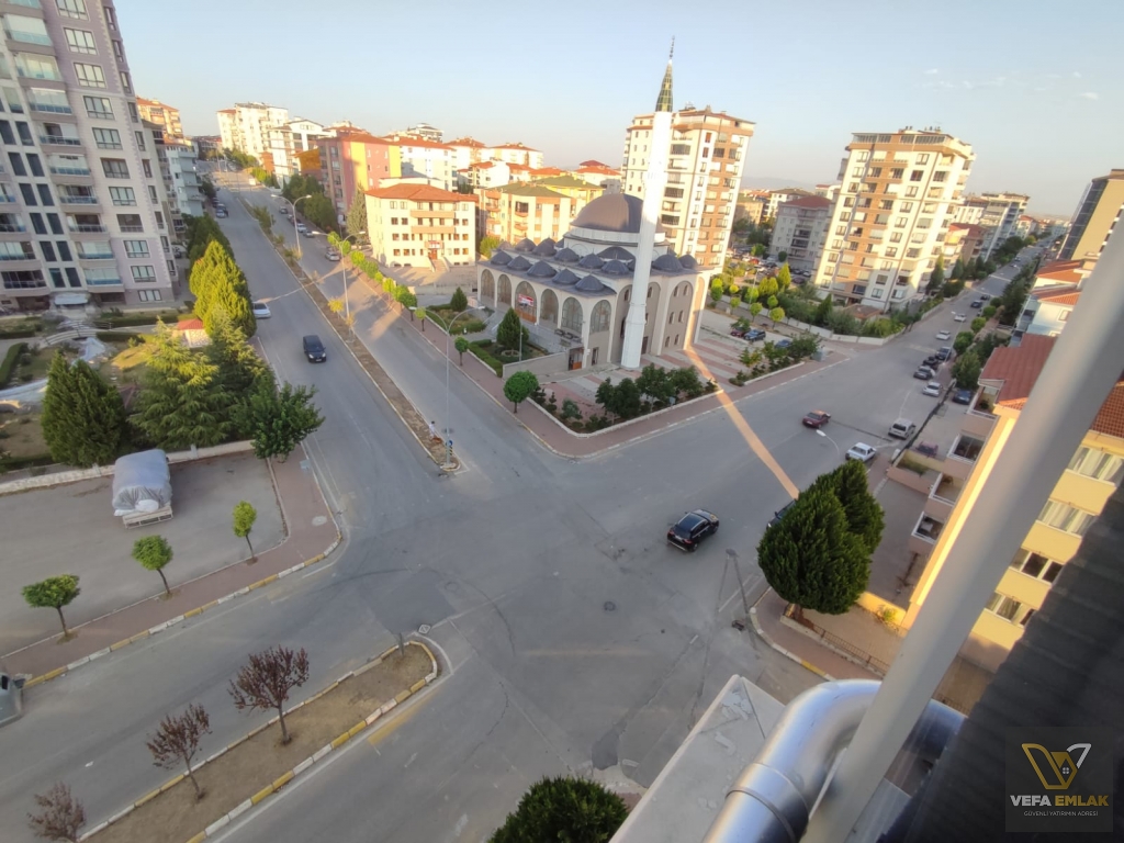 KEMALÖZ MAH.TAKVA CAMİİ YAKININDA 145 m2 3+1 SATILIK LÜKS DAİRE