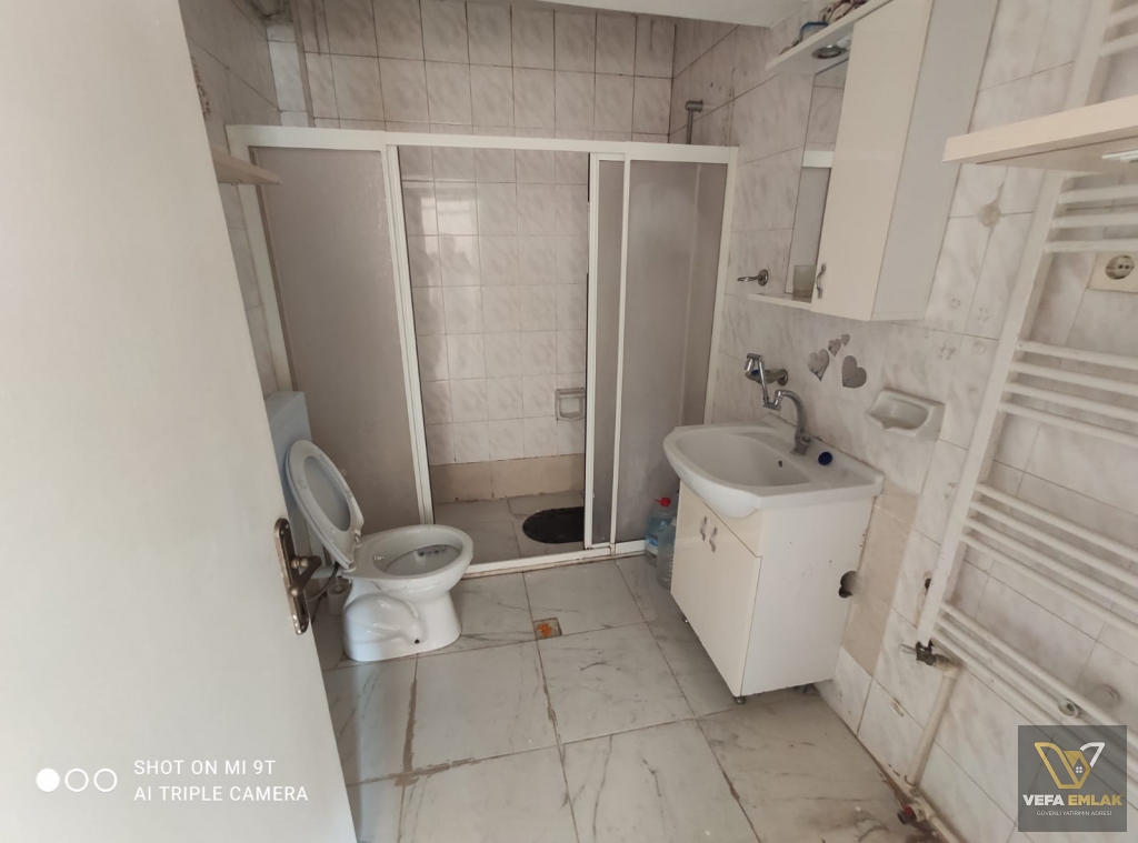 CUMHURİYET MAH. İŞ KUR YAKINI 130 m2 KİRALIK 3+1 DAİRE