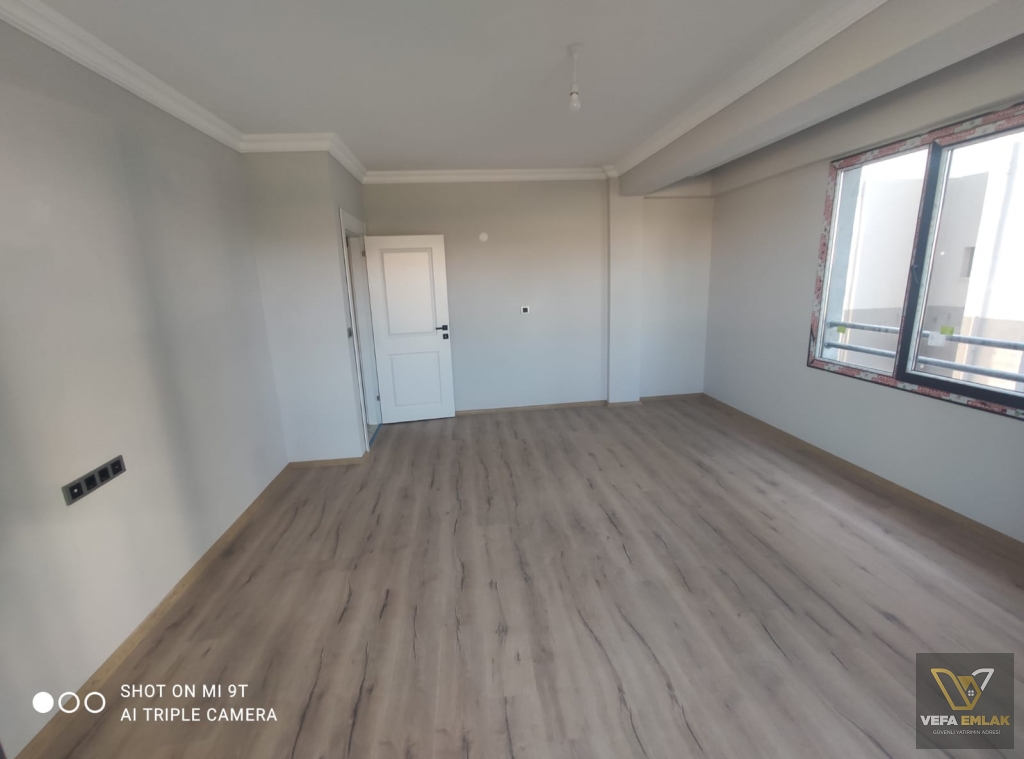 FATİH MAHALLESİ RAVZA CAMİİ YAKINI 2+1 ARA KAT SATILIK DAİRE