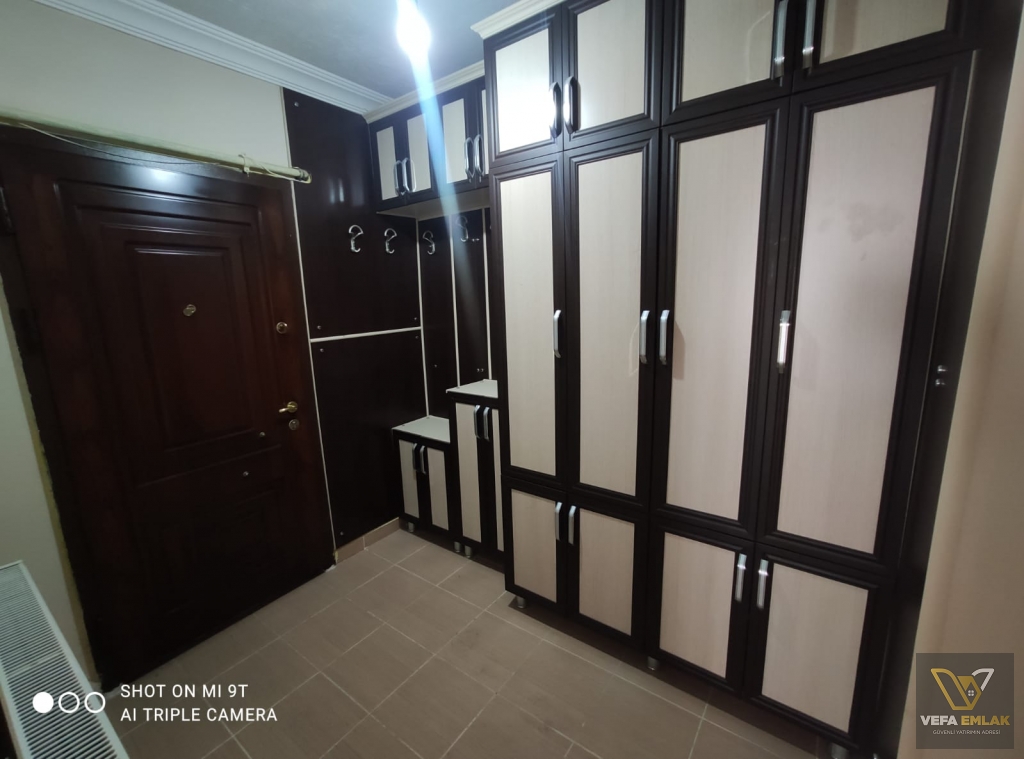 KEMALÖZ MAH.AYŞE ANA SAGLİK MSLK.LİSESİ YAKININDA KİRALIK 3+1 DAİRE