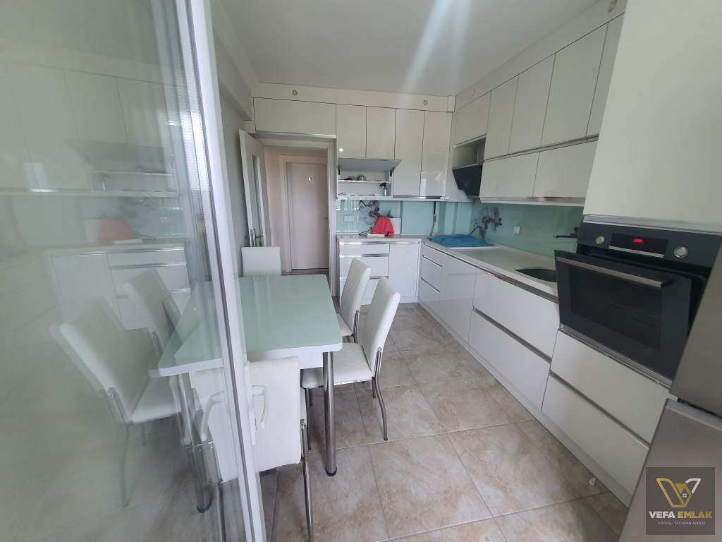 ATATÜRK MAHALLESİ BESİM ATALAY OKULU YAKINLARINDA 140 m2 3+1 SATILIK DAİRE