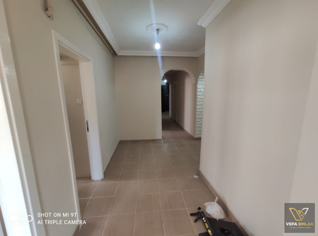 KEMALÖZ MAH.AYŞE ANA SAGLİK MSLK.LİSESİ YAKININDA KİRALIK 3+1 DAİRE