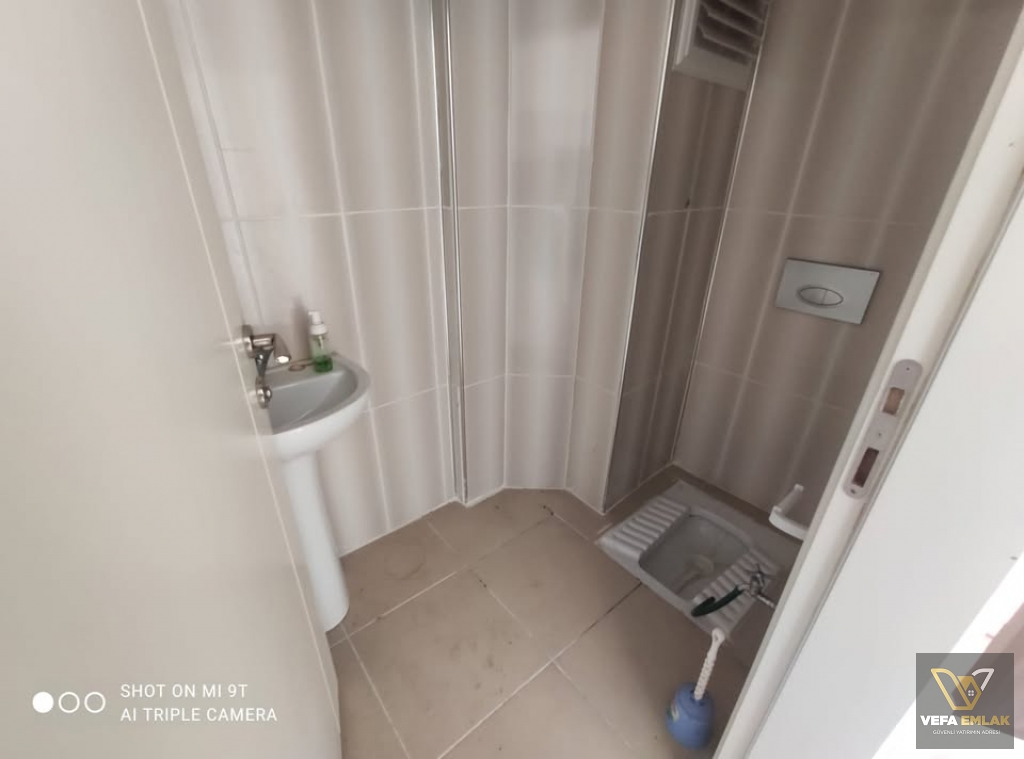 ATATÜRK MAH.BESİM ATALAY OKULU YAKININDA GENİŞ 2+1 SATILIK DAİRE