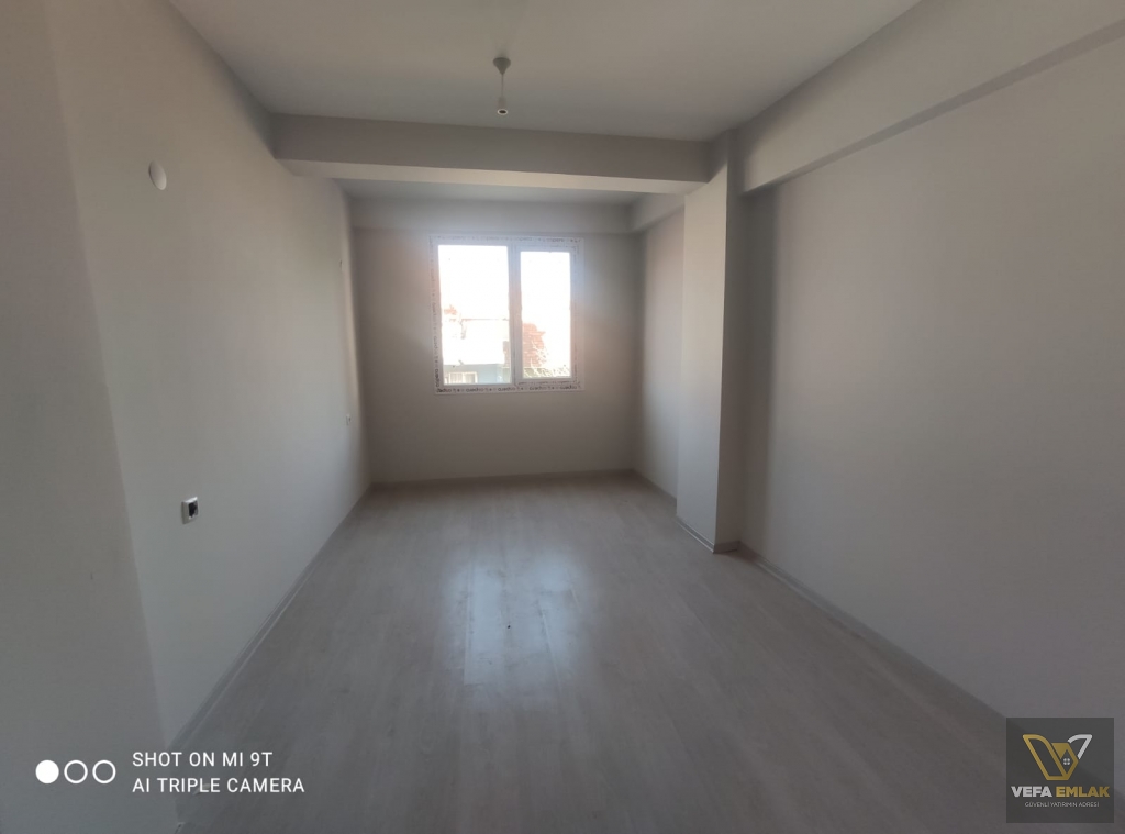 ŞEKER EVLERİ MAVİ KÖŞE YAKINI 2+1 = 115m2 SATILIK DAİRE