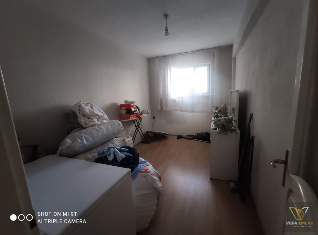 SARAYALTI MAH. SEHER CAMİİ YAKININDA MÜSTAKİL BODRUM KAT    130 m2 SATI