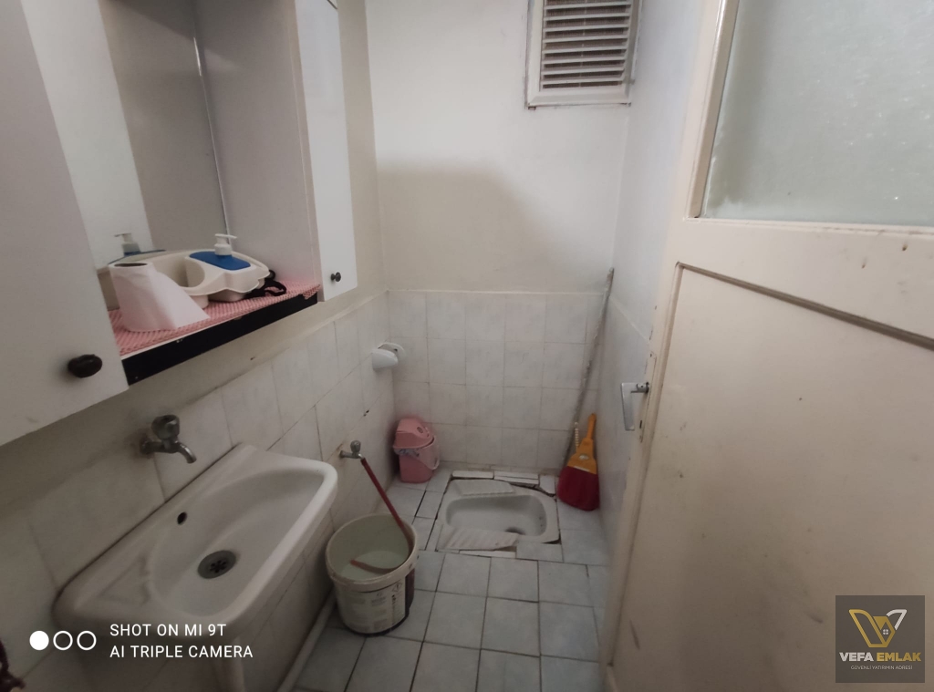 IŞIK MAHALLESİ UĞUR SERDAROĞLU OKULU YAKINI SATILIK MÜSTAKİL EV