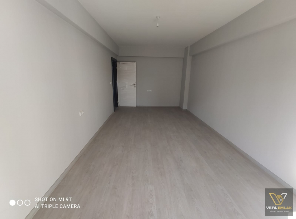 ŞEKER EVLERİ MAVİ KÖŞE YAKINI 2+1 = 115m2 SATILIK DAİRE