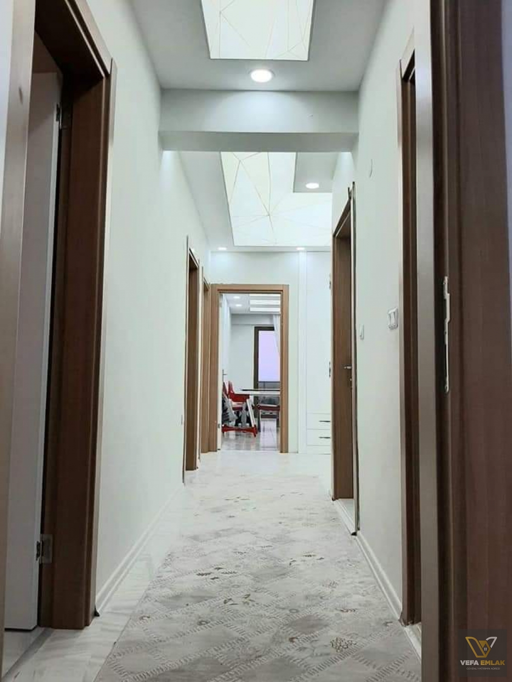 FATİH MAHALLESİ RAVZA CAMİ YAKINI 172 m2 3+1 ULTRA LÜX YAPIM SATILIK DAİRE