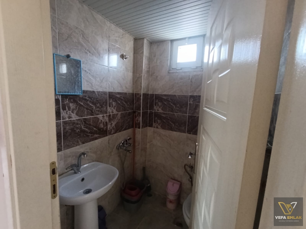 KÖME MAH. GEZER BAYİSİ VE BİM MARKET YAKININDA SATILIK 45 m2 APART