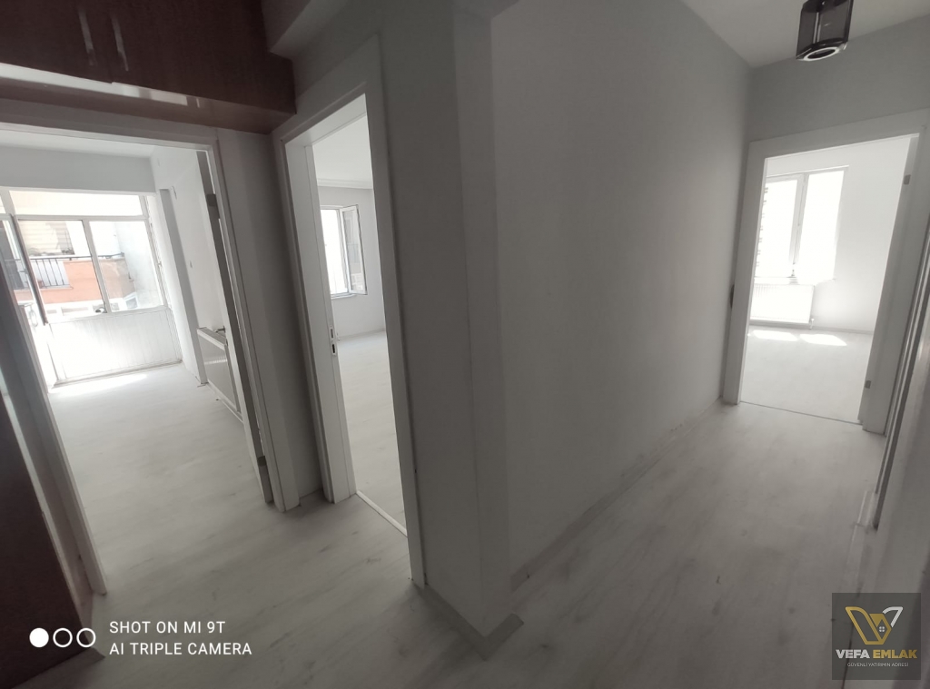 CUMHURİYET MAH. ATA PARK VE FİLE MARKET YAKINI SATILIK 2+1 DAİRE