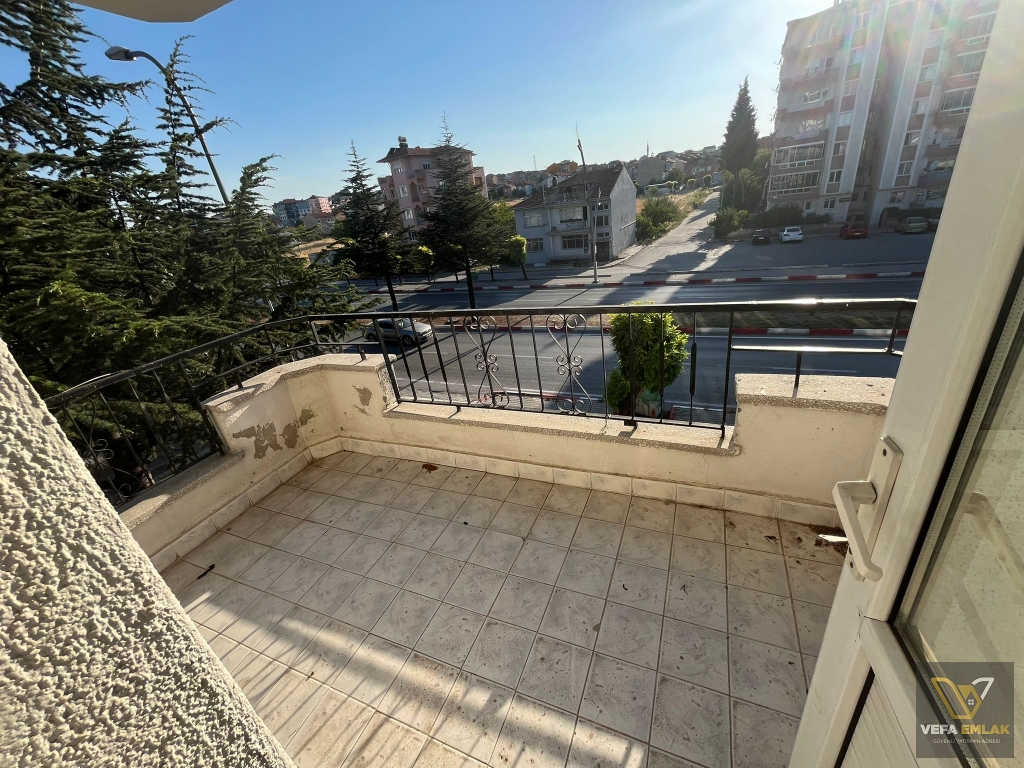 FEVZİ ÇAKMAK MAH.TÜRK TELEKOM BİNASI YAKININDA 165 m2 SATILIK DAİRE