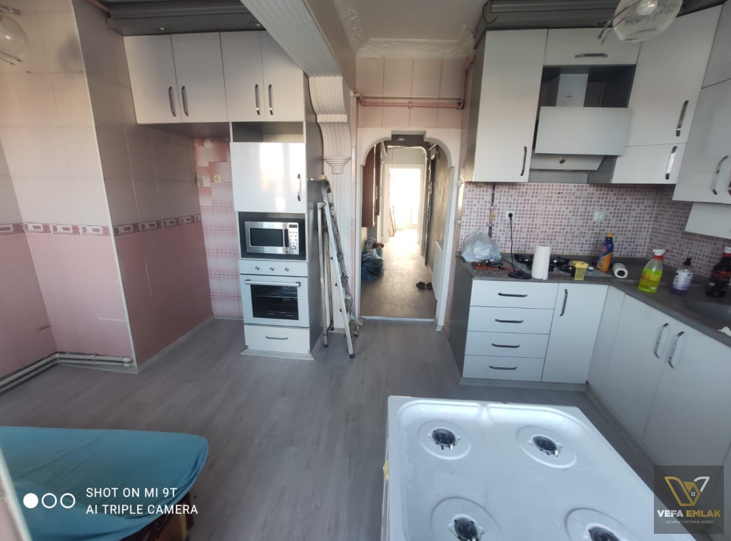 ATATÜRK MAHALLESİ DÜLGER OĞLU CAMİİ YAKINLARINDA 140 m2 3+1 SATILIK DAİRE