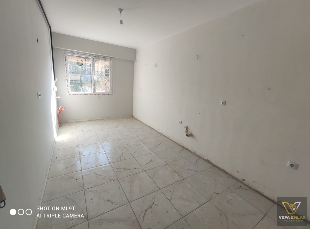 ŞEKER EVLERİ MAVİ KÖŞE YAKINI 2+1 = 115m2 SATILIK DAİRE