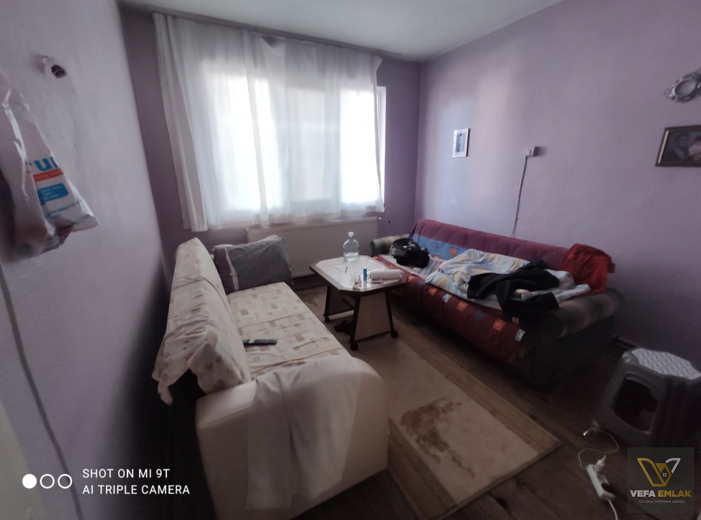 CUMHURİYET MAHALLESİ 230 m2 3+1 SATILIK MÜSTAKİL EV