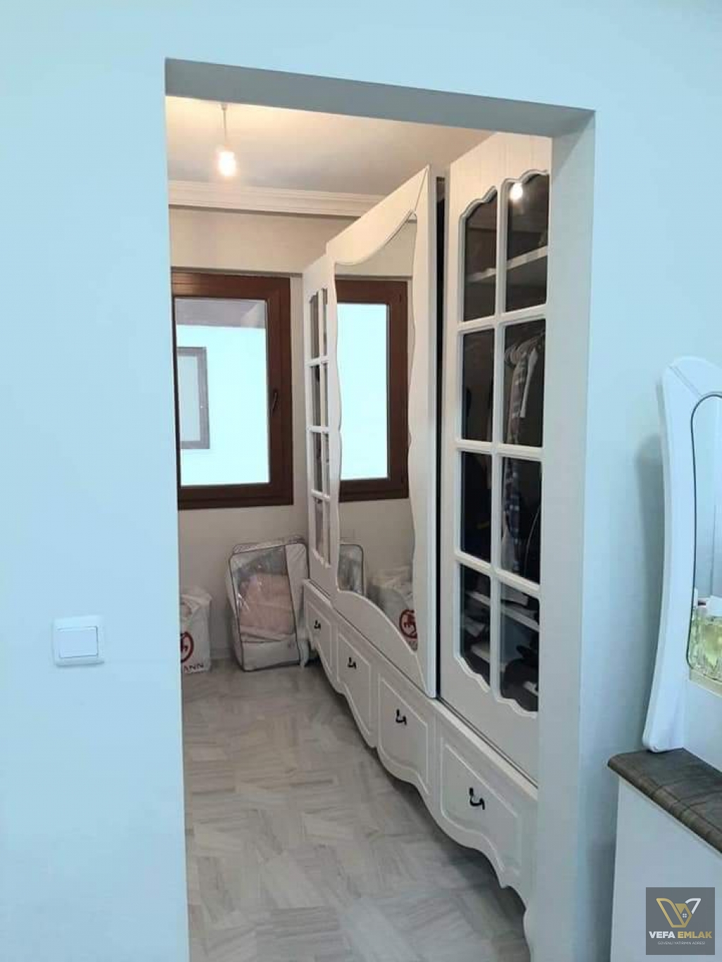 FATİH MAHALLESİ RAVZA CAMİ YAKINI 172 m2 3+1 ULTRA LÜX YAPIM SATILIK DAİRE