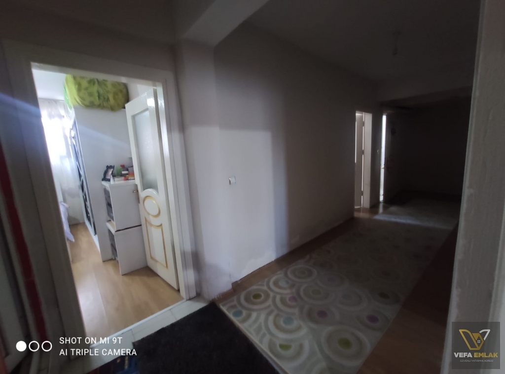 SARAYALTI MAH. SEHER CAMİİ YAKININDA MÜSTAKİL BODRUM KAT    130 m2 SATI