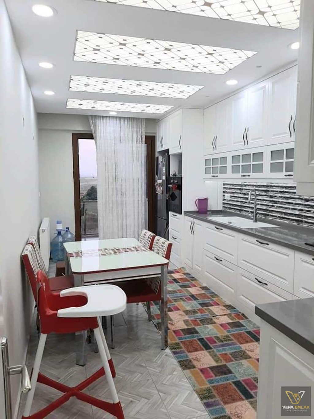 FATİH MAHALLESİ RAVZA CAMİ YAKINI 172 m2 3+1 ULTRA LÜX YAPIM SATILIK DAİRE