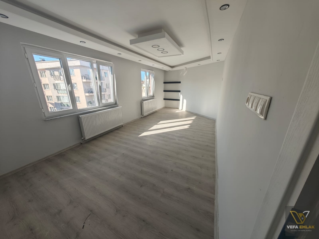 GEDİZYOLU ZÜMRÜT CAMİİ YAKINI SATILIK 2+1 DAİRE