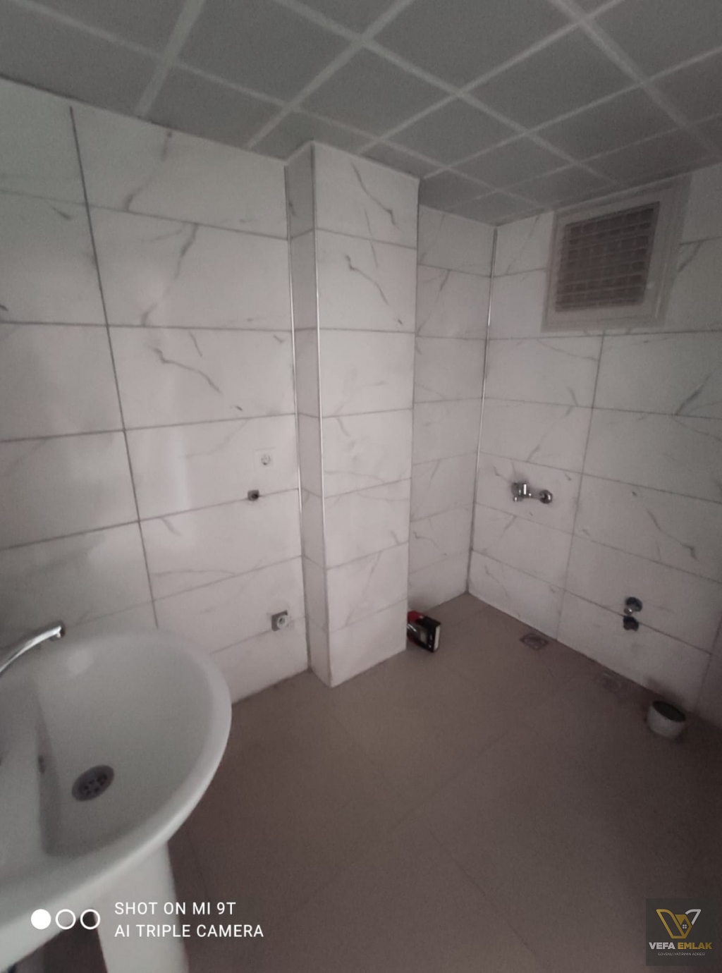 ÖZDİLEK AVM.YAKINI 3+1 125 m2 ( ARA KAT ) SATILIK DAİRE