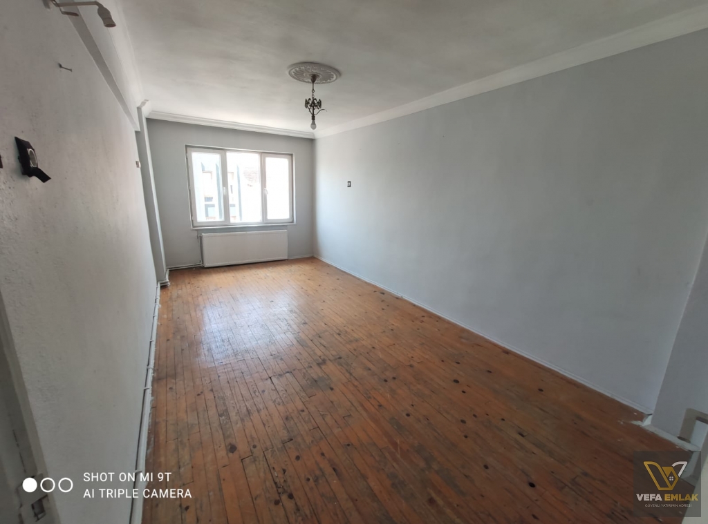 KURTULUŞ MH.  ÇİFT APART YAPMAYA UYGUN - SATILIK 2+1 DAİRE