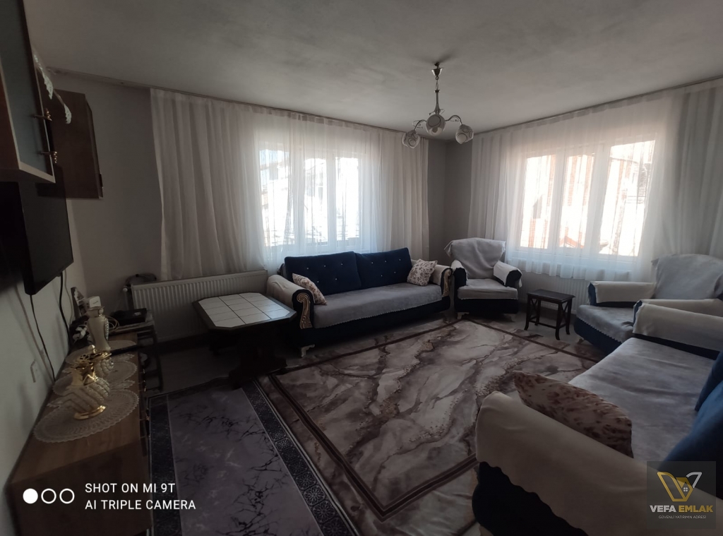KARAAĞAÇ MAHALLESİ LEYLİ KADİR CAMİİ YAKINI SATILIK 2 KATLI MÜSTAKİL EV
