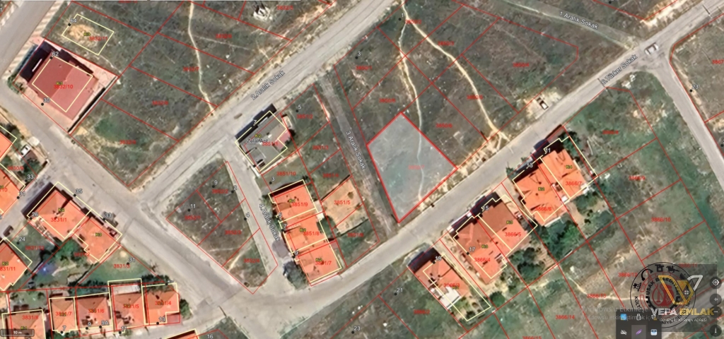 ELMALIDERE MAHALLESİ'NDE KÖŞE PARSEL SATILIK 497 m2 ARSA