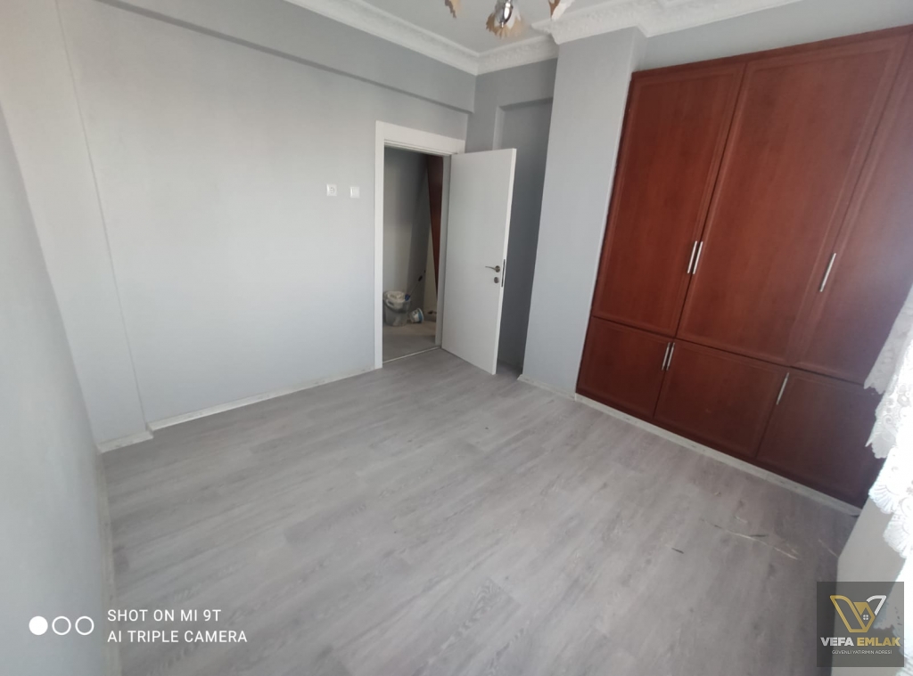 ATATÜRK MAHALLESİ DÜLGER OĞLU CAMİİ YAKINLARINDA 140 m2 3+1 SATILIK DAİRE