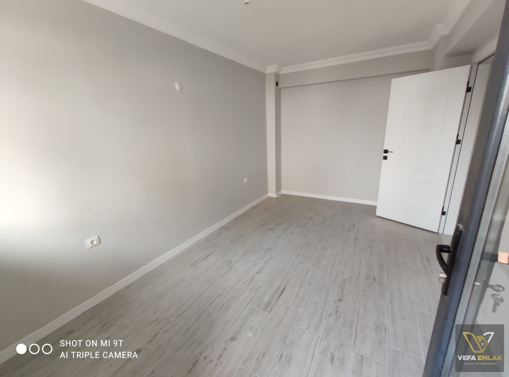 LALELİ CAMİİ KAZIM KARABEKİR CADDESİ ÜZERİ 3+1