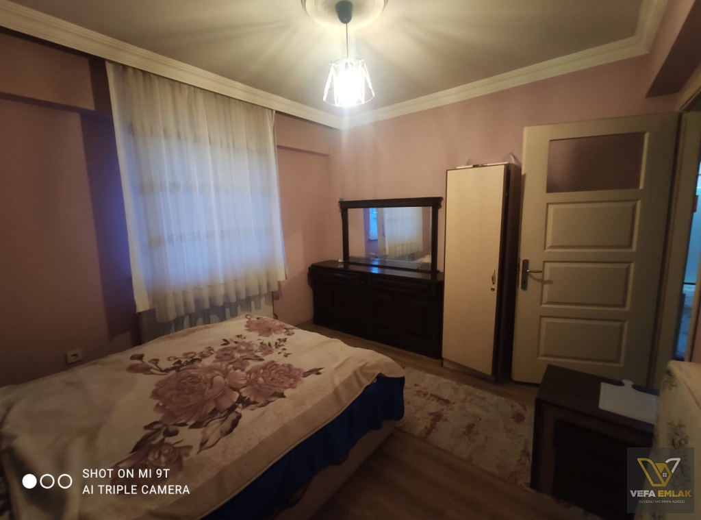 BİR EYLÜL OKULU VE ZİRAAT ODASI YAKININDA KİRALIK 1+1 APART