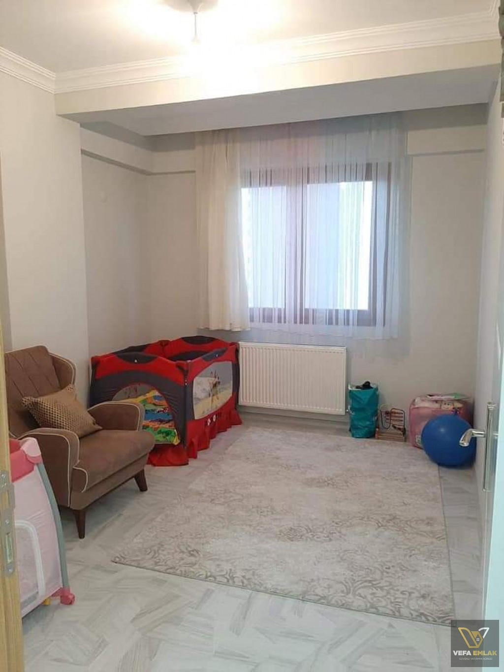 FATİH MAHALLESİ RAVZA CAMİ YAKINI 172 m2 3+1 ULTRA LÜX YAPIM SATILIK DAİRE