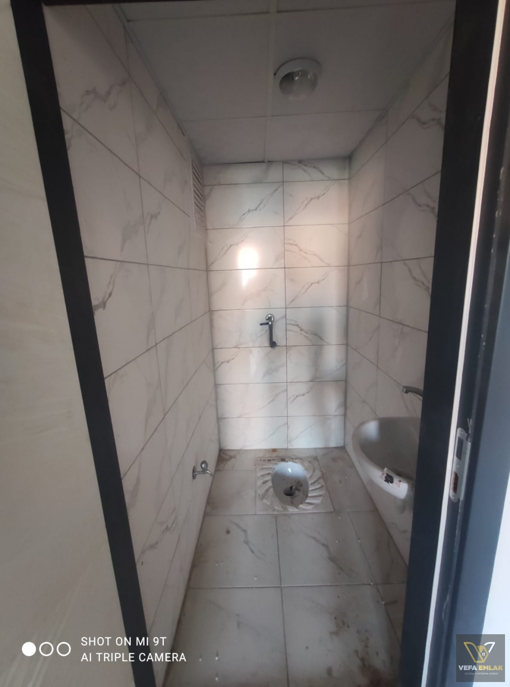 ŞEKER EVLERİ MAVİ KÖŞE YAKINI 2+1 = 115m2 SATILIK DAİRE
