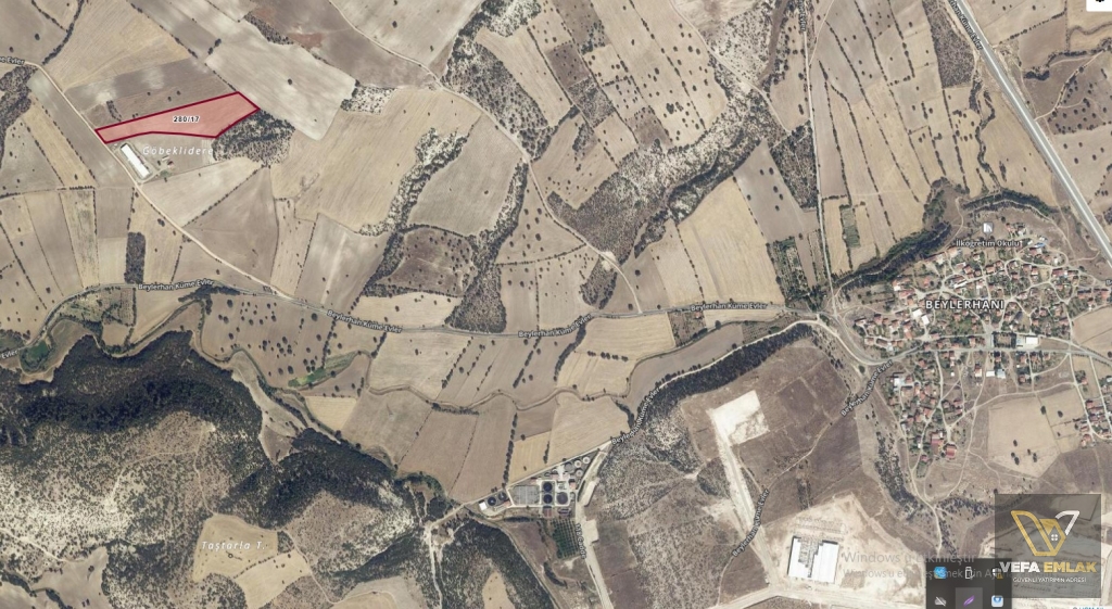 BEYLERHAN KÖYÜ YAKINI 25.000 m2 SATILIK TARLA