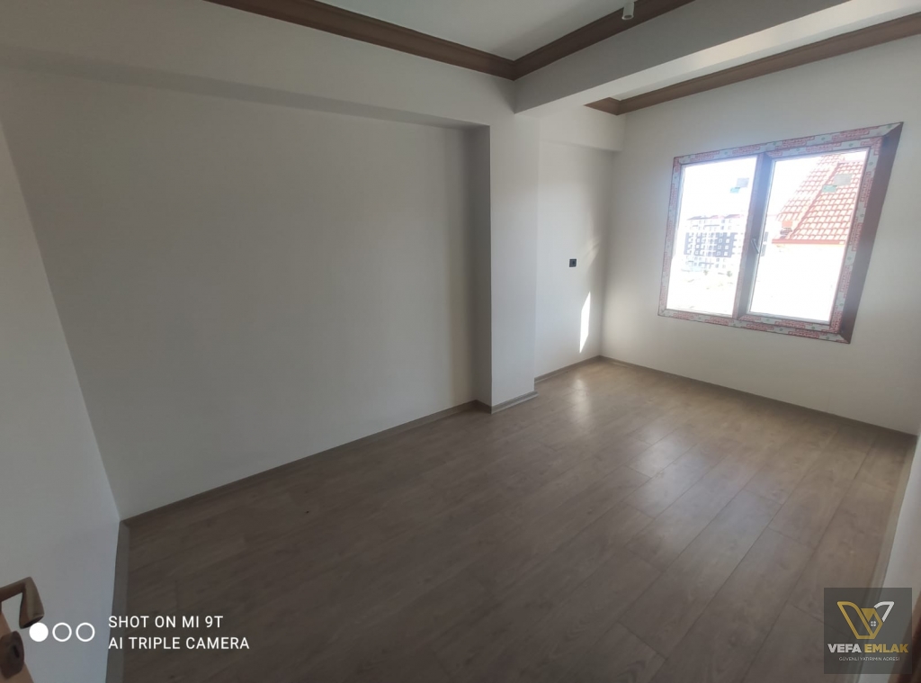 ATATÜRK MAHALLESİ BESİM ATALAY OKULU YAKININDA SATILIK 3+1 DAİRE