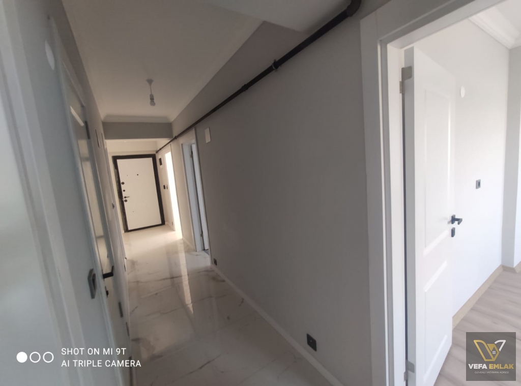FATİH MAHALLESİ RAVZA CAMİİ YAKINI 2+1 ARA KAT SATILIK DAİRE