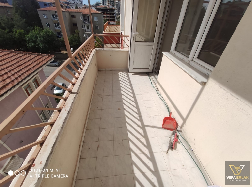 CUMHURİYET MAH. İŞ KUR YAKINI 130 m2 KİRALIK 3+1 DAİRE