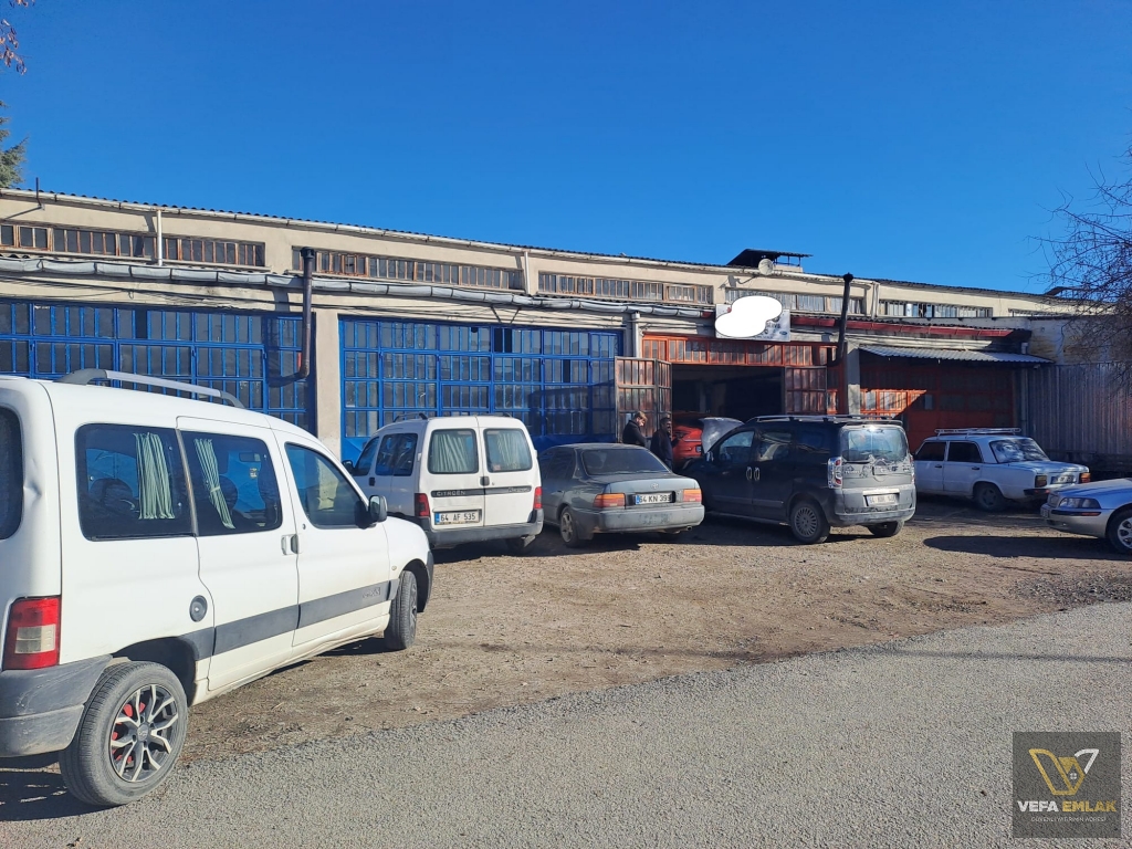 BİR EYLÜL SANAYİ SİTESİNDE 480 m2 SATILIK DÜKKAN