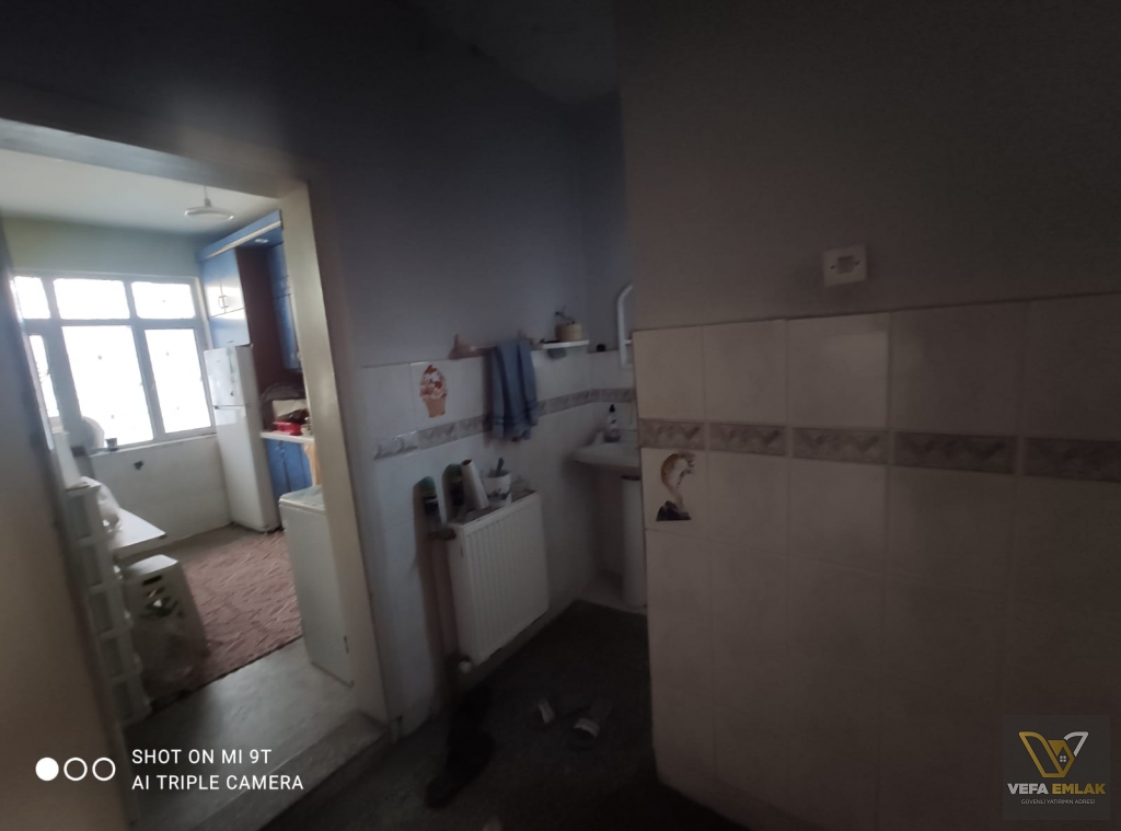 CUMHURİYET MAHALLESİ 230 m2 3+1 SATILIK MÜSTAKİL EV