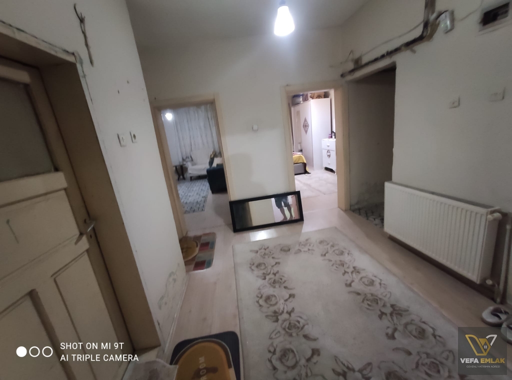 IŞIK MAHALLESİ UĞUR SERDAROĞLU OKULU YAKINI SATILIK MÜSTAKİL EV